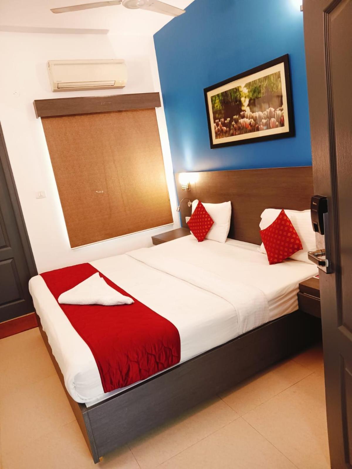Stayeasy Tiruvanmiyur Madrás Exterior foto